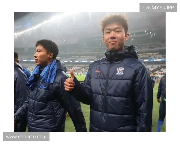 申花后卫金顺凯近日举行婚礼 董事长谷际庆担任证婚人 申花后卫金顺凯近日举行婚礼 董事长谷际庆担任证婚人